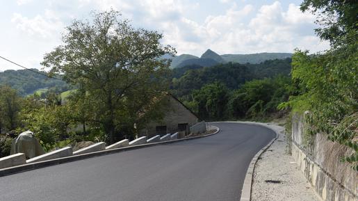 Na području grada Samobora provodi se nekoliko projekata uređenja komunalne infrastrukture