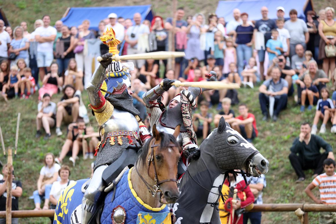 Renesansni festival uz viteške turnire, vatrene kugle, alkemiju i medovinu, okupit će više od 1300 sudionika iz 13 zemalja