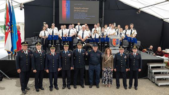 U programu je sudjelovalo 16 vatrogasnih puhačkih orkestara iz cijele Hrvatske, a posjetitelje je posebno oduševio nastup Jazz orkestra Oružanih snaga Republike Hrvatske