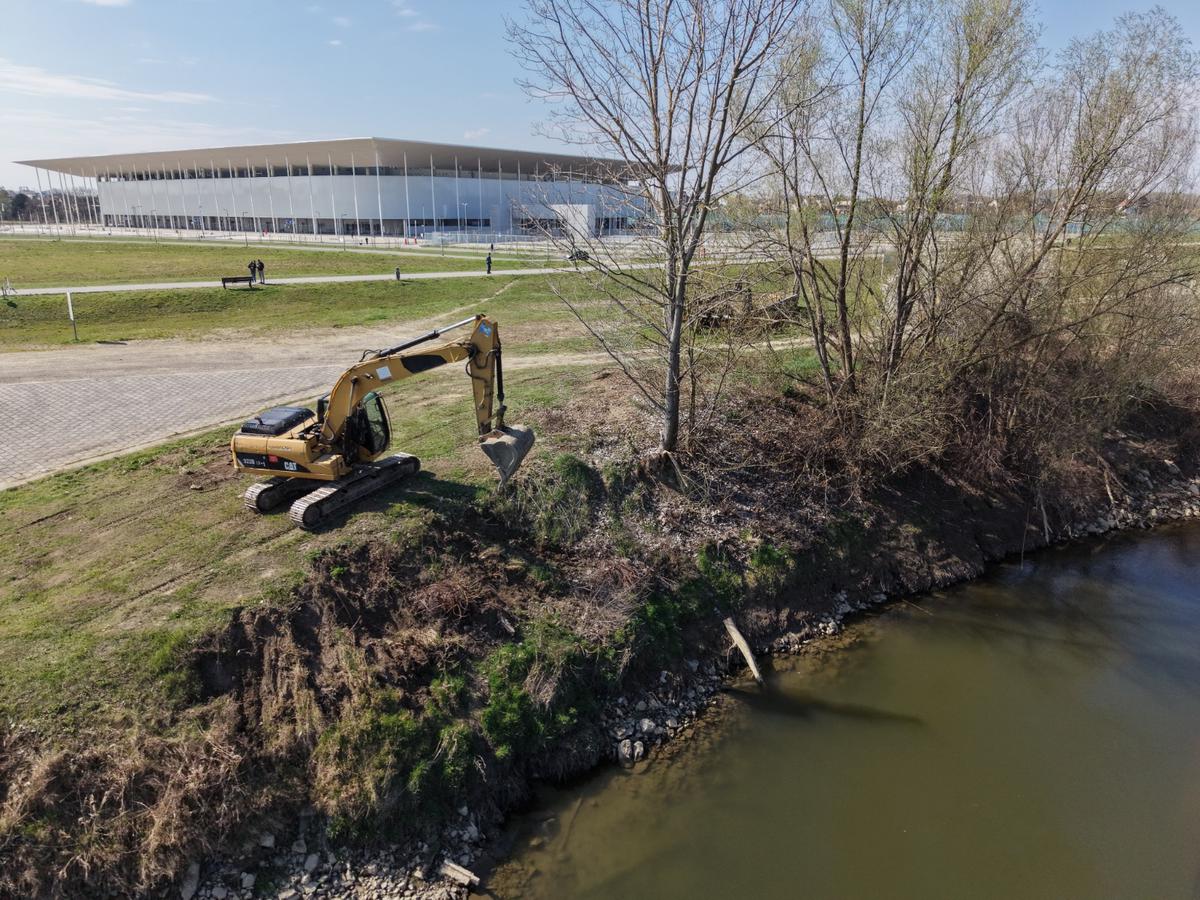 Radovi koji bi se trebali dovršiti za dvije godine, istaknuto je, imaju i važnu ulogu u zaštiti od poplava