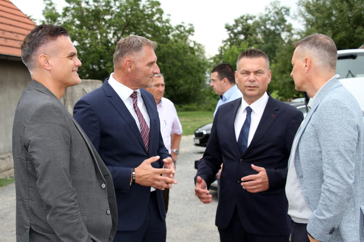 Bageri na terenu za gradnju našičke obilaznice u srpnju 2027. godine