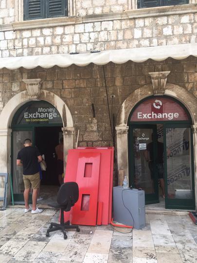 Iz povijesne jezgre Dubrovnika uklonjena 23 bankomata