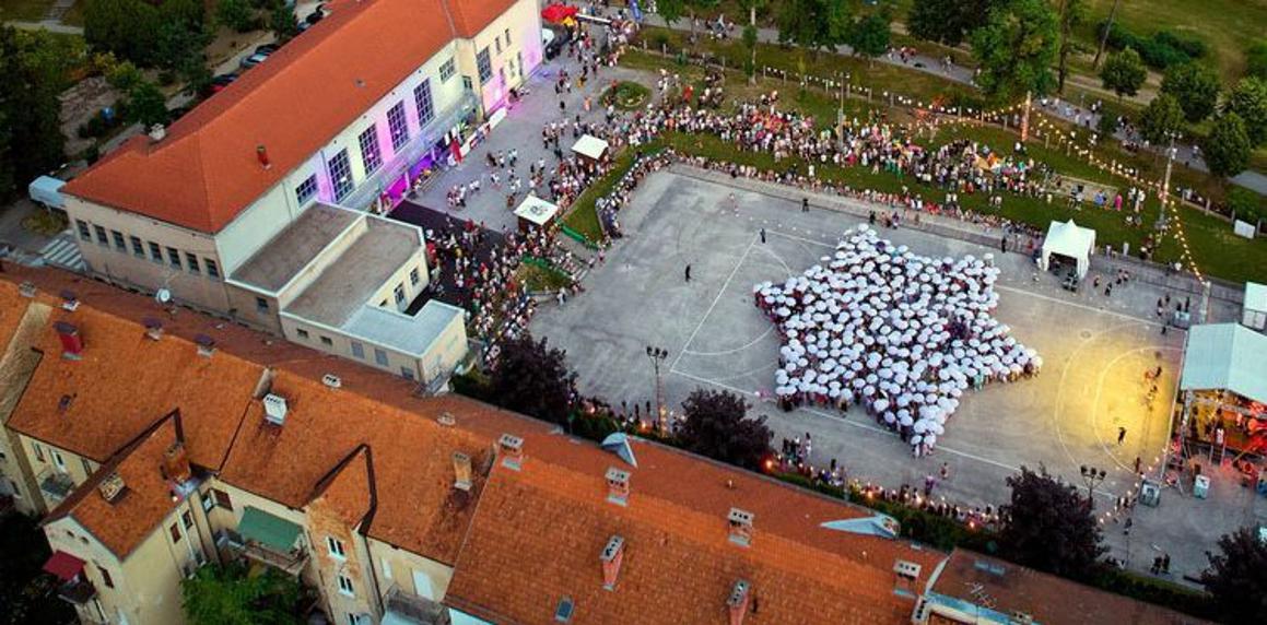 Zvjezdano ljeto uz krijes, koncerte, folklor i rođendanski bal