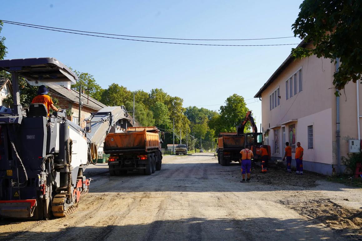 Uređuje se sustav oborinske odvodnje i obnavlja prometnica u Topolovcu