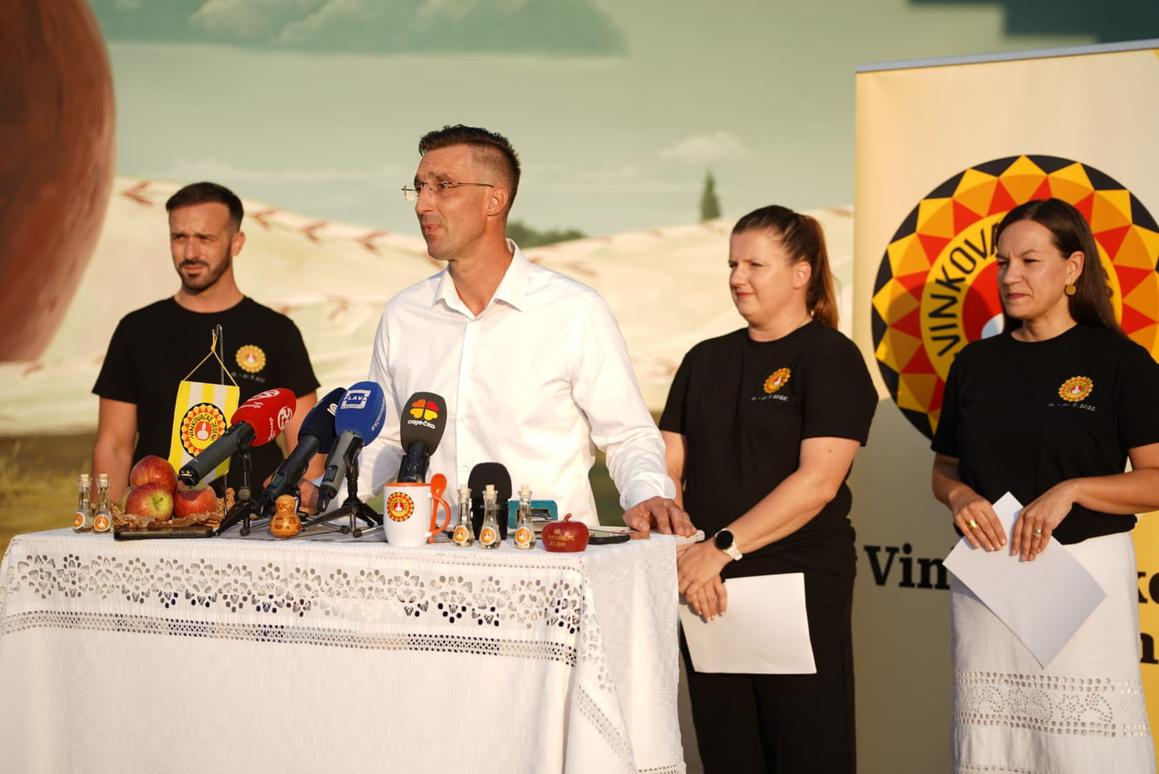 Na mimohodu će 3000 sudionika pratiti 30 zaprega i 60 jahača