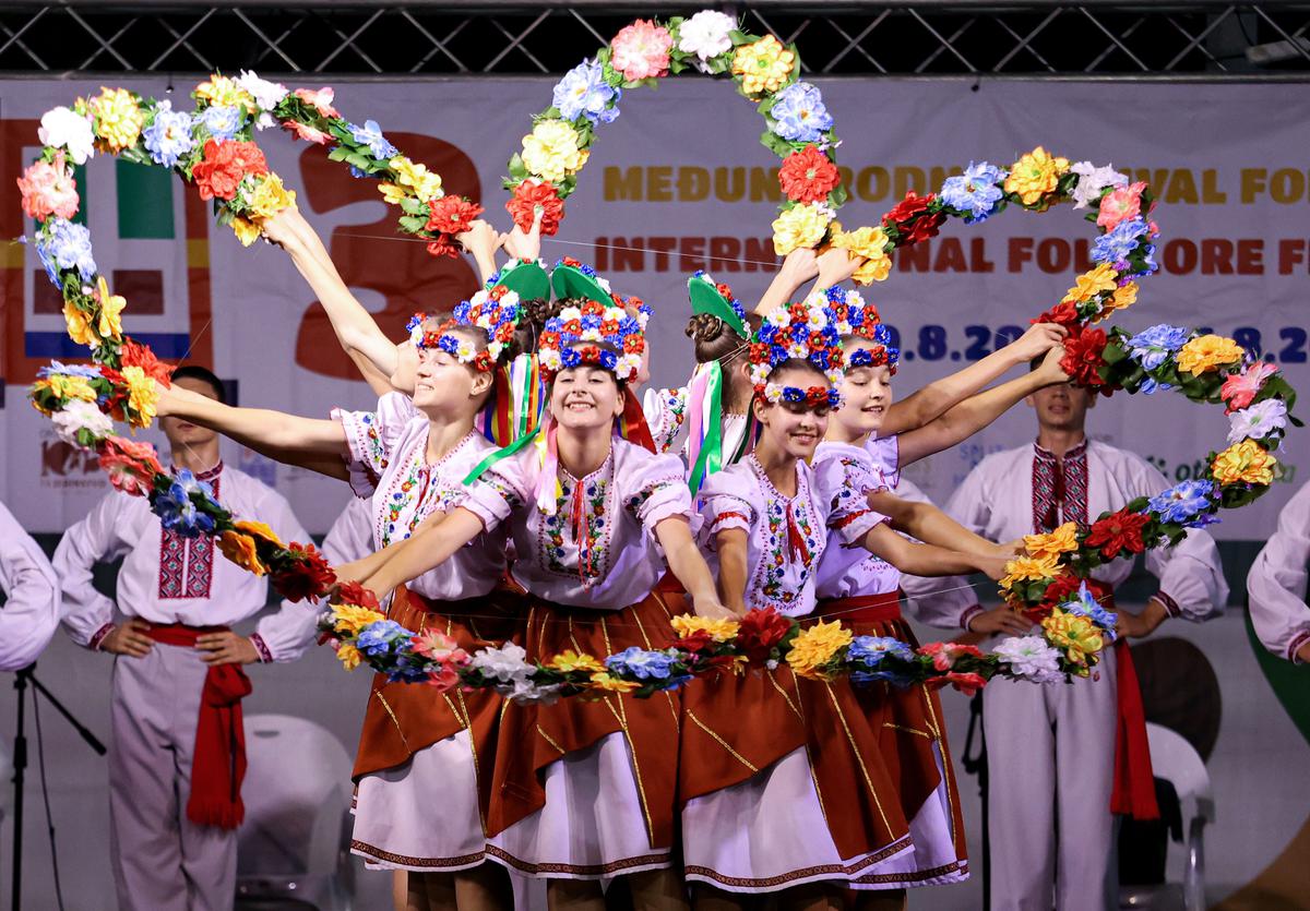 Međunarodni festival folklora Split 2024. treću godinu zaredom obogatio je ponudu ljetnih događanja u Splitu i okolici