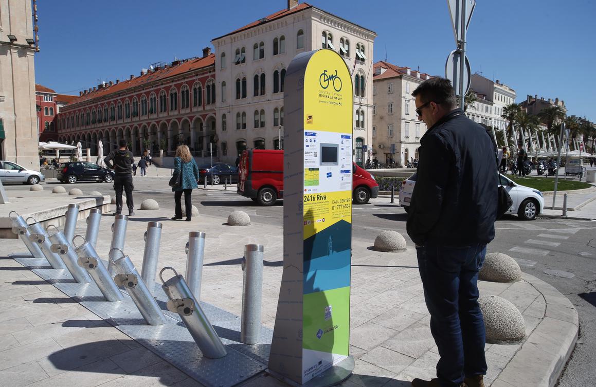 Postavljeni terminali za javne bicikle Nextbike