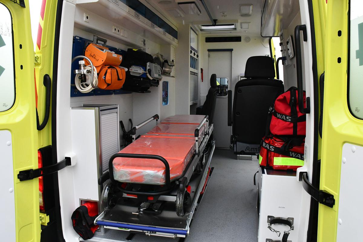 Hitna medicinska služba sada raspolaže sa 16 aktivnih vozila, a ispostave timova djeluju u Okučanima, Novoj Gradiški, Lužanima, Slavonskom Brodu i Vrpolju.