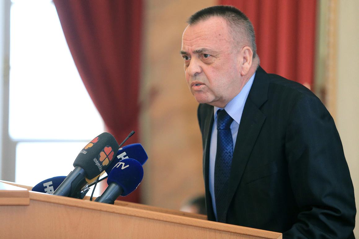 Gradonačelnik Vrkić ulazi u kampanju s 27,9 posto potpore, slijedi ga HDZ-ova Ivana Šojat