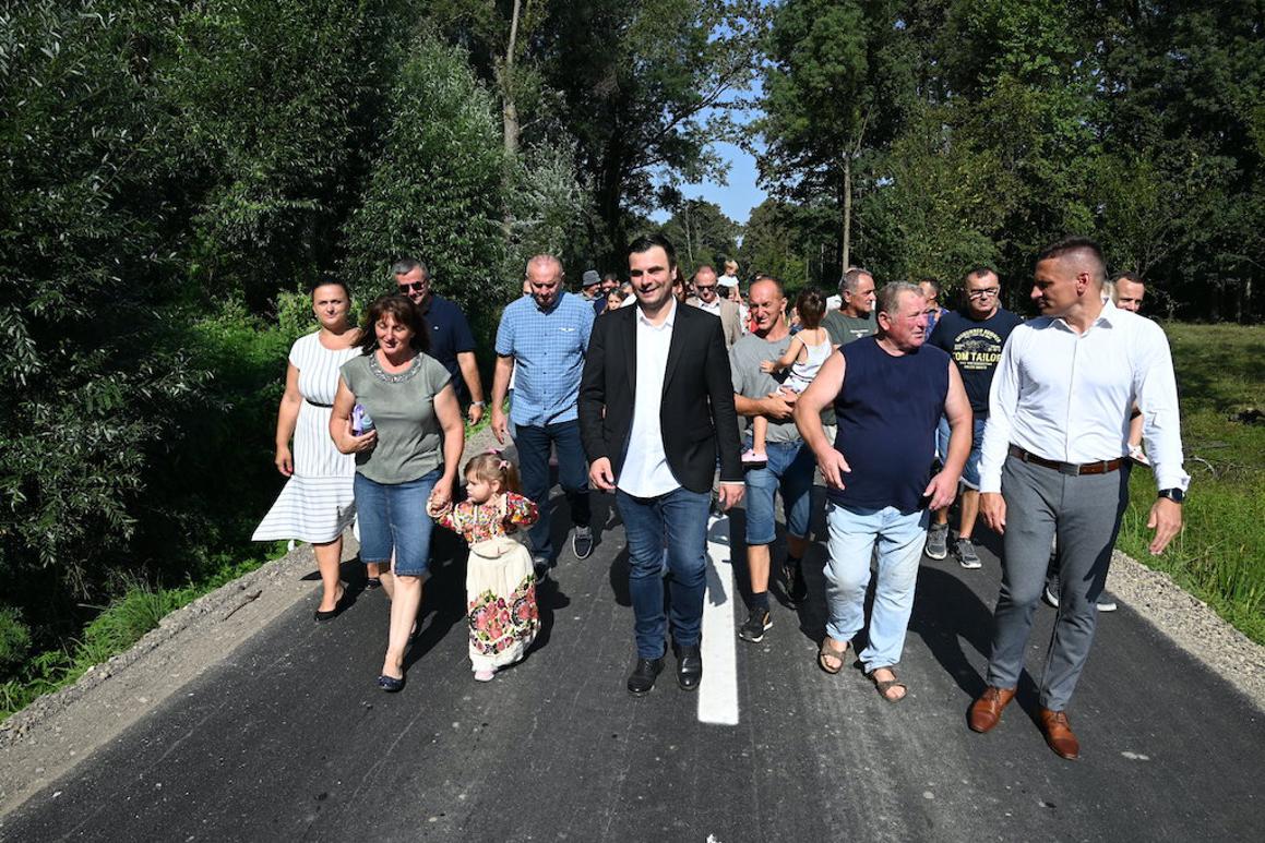 Prometnica u Svinjičkom otvara novi ulaz u Park prirode Lonjsko Polje