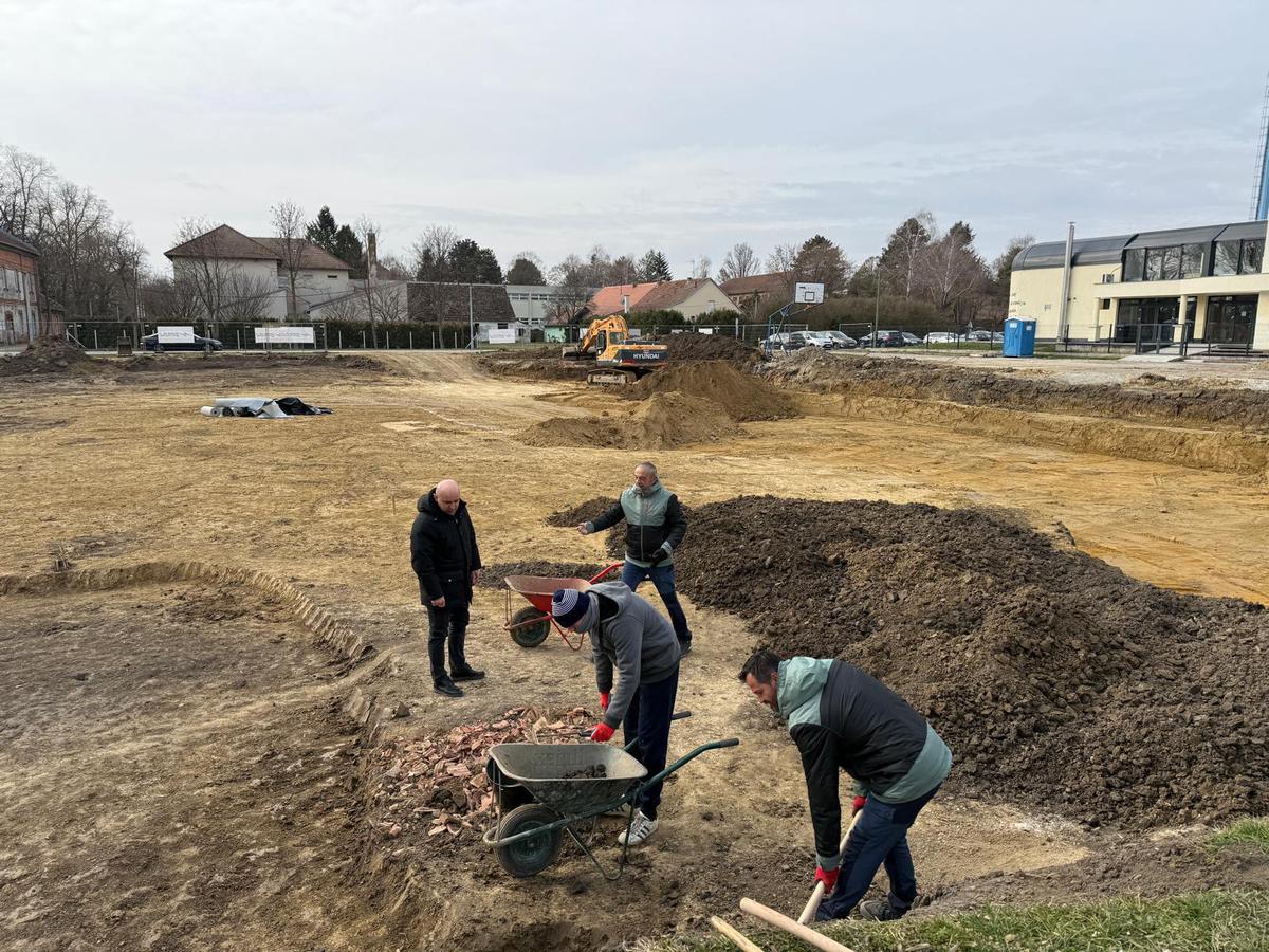 Na lokalitetu budućeg otvorenog bazena pronađeni su novi vrijedni arheološki nalazi iz rimskog razdoblja