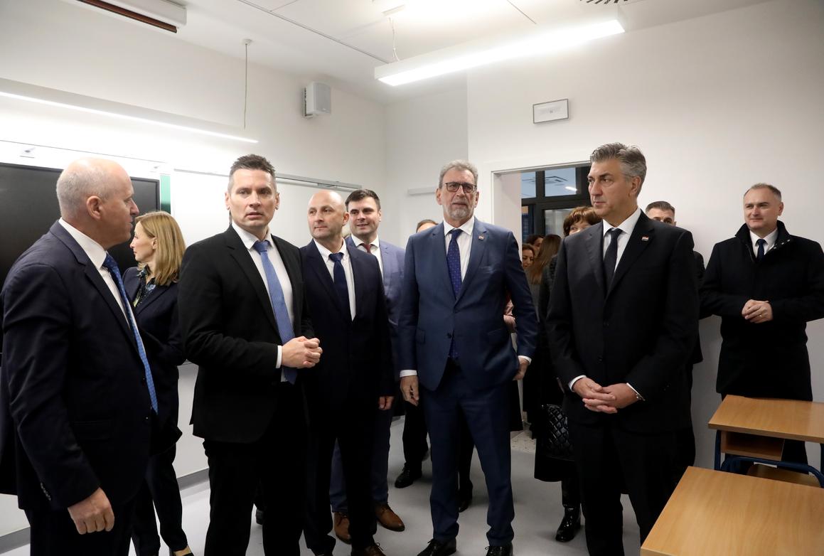 Djeca se nakon pet godina vraćaju u Osnovnu školu Galdovo