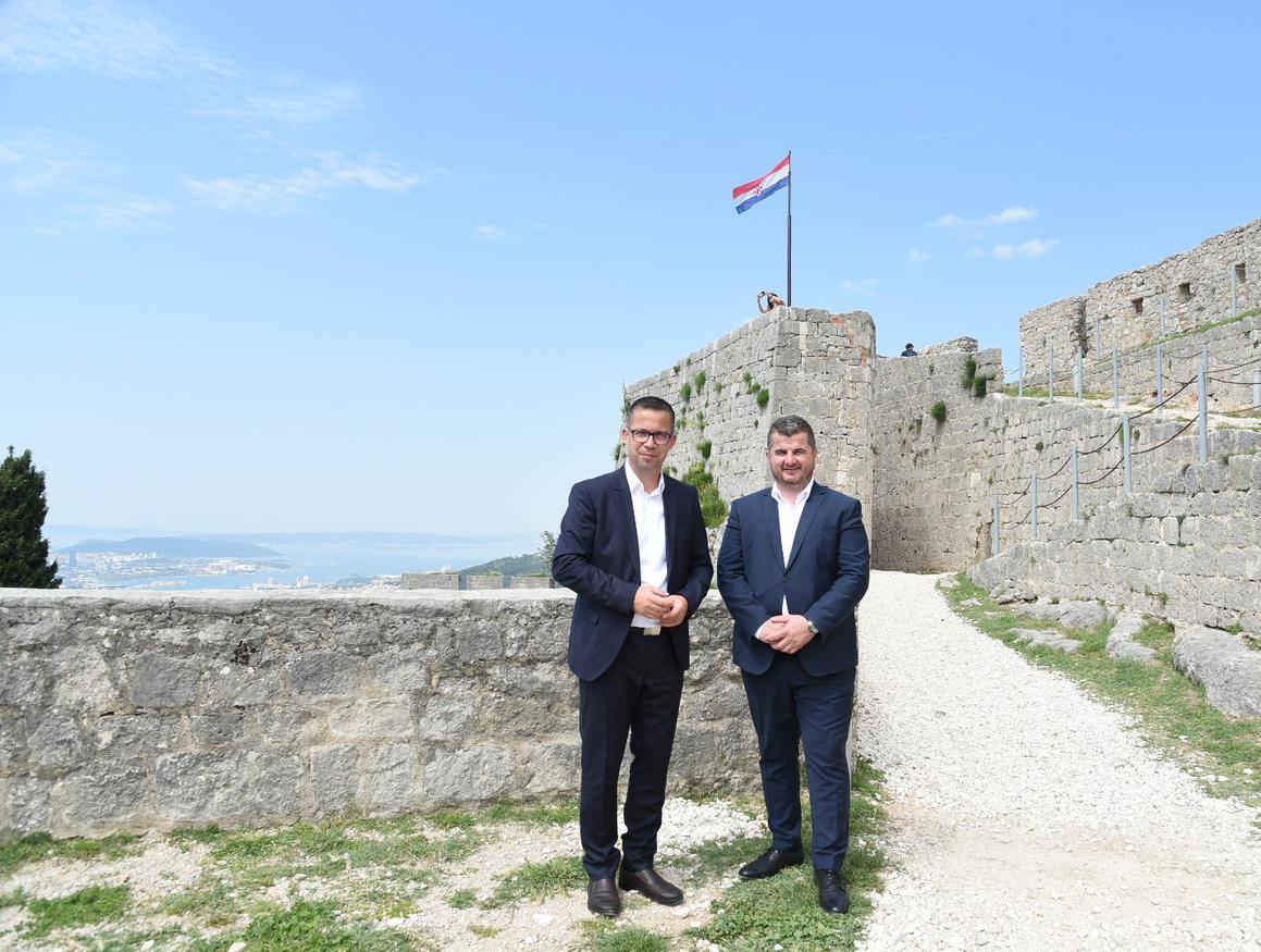 Novi Travnik i Klis – suradnja u gospodarstvu, kulturi, sportu, turizmu...