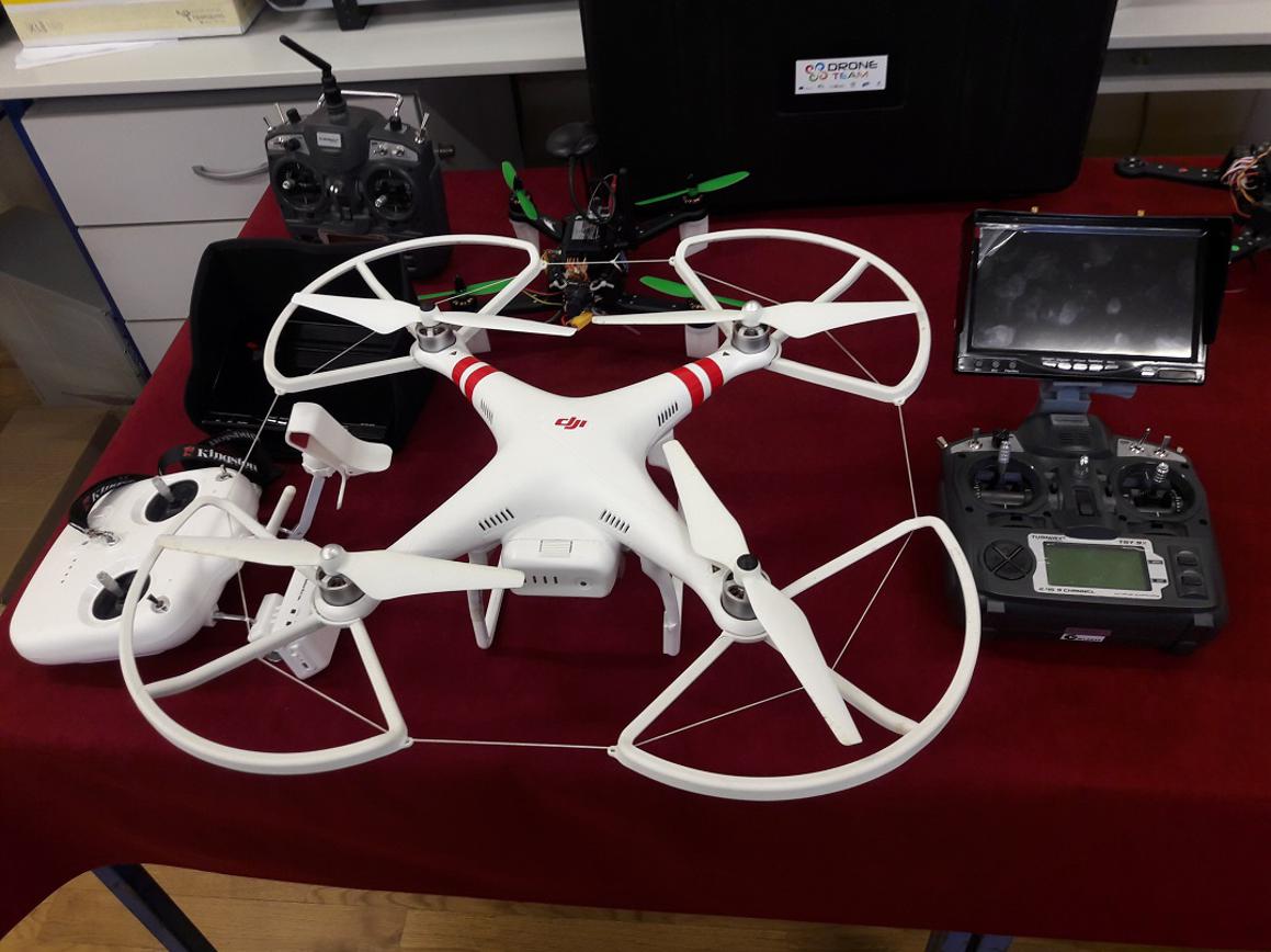 Svaka škola imat će svoj dron a učenici će morati izvesti i programirani let
