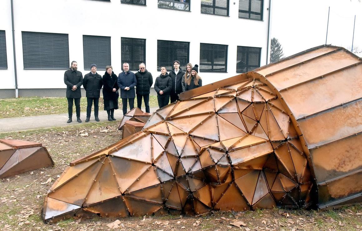 Otkrivena skulptura posvećena 1100. obljetnici krunidbe kralja Tomislava