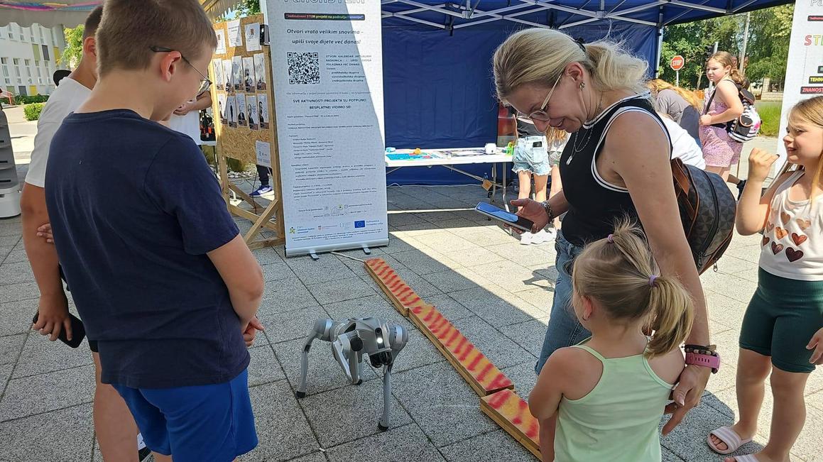 Veliki STEM festival okupio izlagačeiz cijele Hrvatske i nagradio polaznike