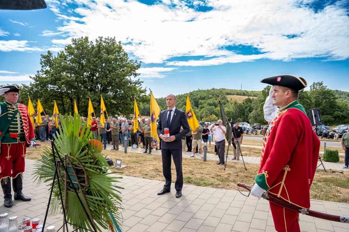 Gospić ne zaboravlja prijatelje i suborce stradale u Domovinskom ratu