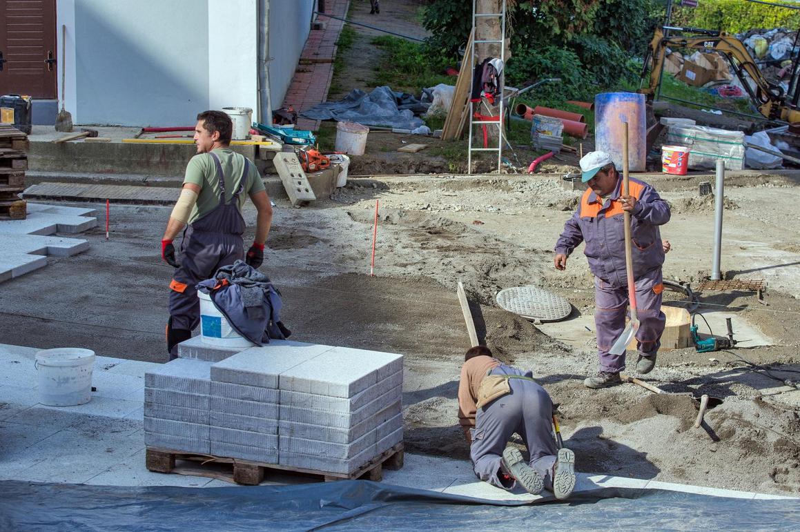 Radovi na obnovi Trga Vatroslava Lisinskog bliže se kraju