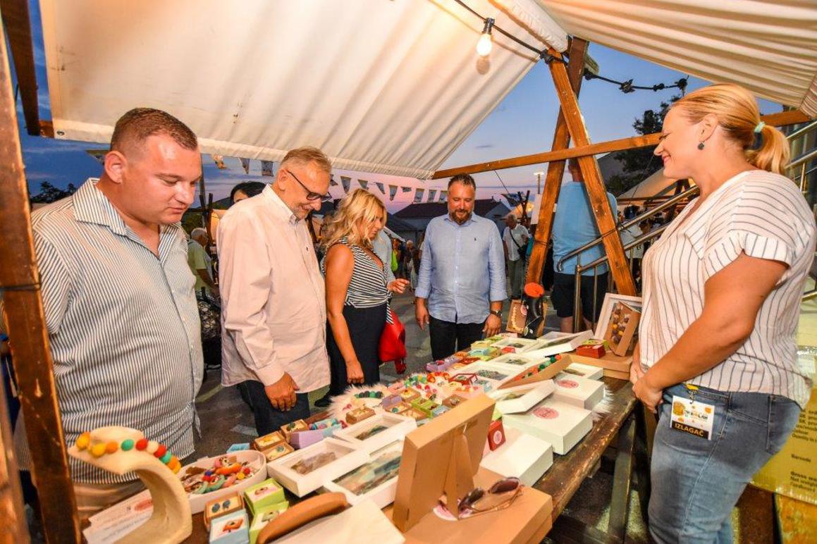U Kolanu održana Fešta od sira posvećena najcjenjenijem hrvatskom siru