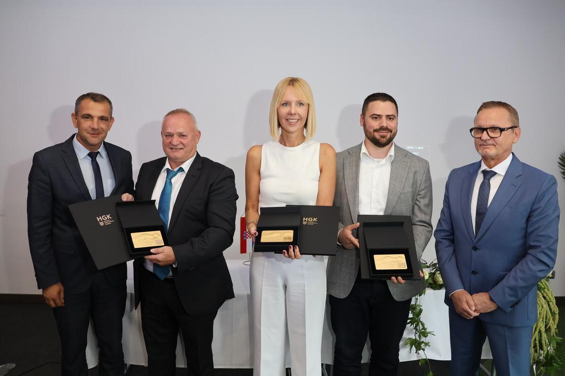 Najuspješnije tvrtke Perutnina Ptuj – PIPO, Euroklima i Cetitec