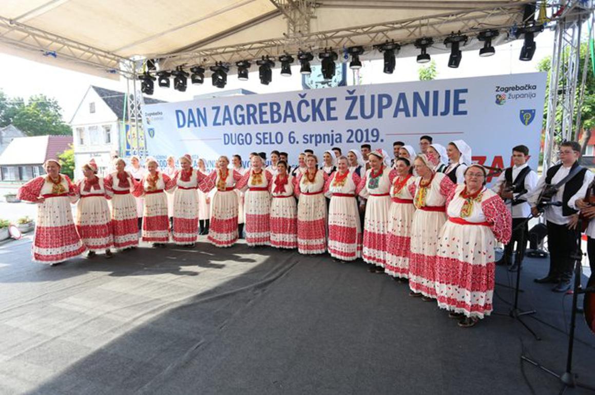 Sajmom, roštiljem i koncertom Ivana Zaka Županija proslavila svoj dan