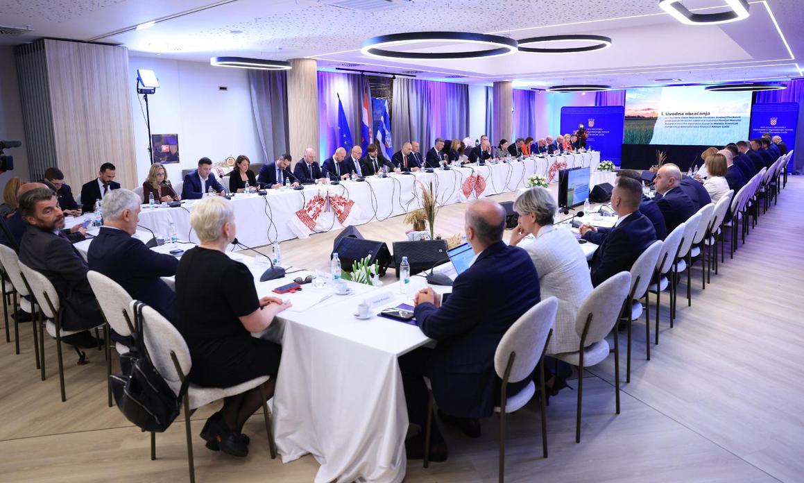 U novom razvojnom paketu stiglo 409 milijuna eura za 73 projekta