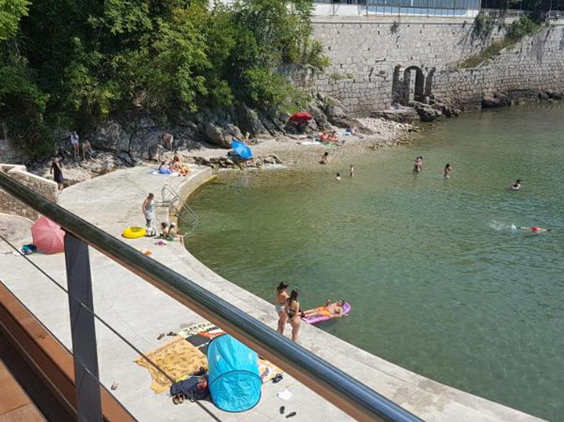 Popularna plaža uređena, od četvrtka se otvara za kupanje