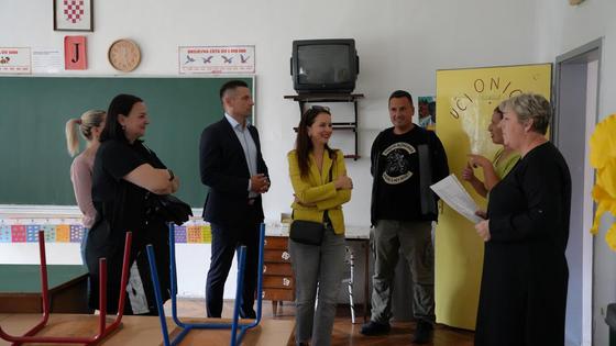 storyeditor/2025-07-11/sisak_b_slager_obilazak_skolskih_objekata.jpg