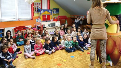 U četiri dječja vrtića predškolskim odgojem i obrazovanjem obuhvaćeno je više od 1000 djece jasličke, vrtićke i predškolske dobi