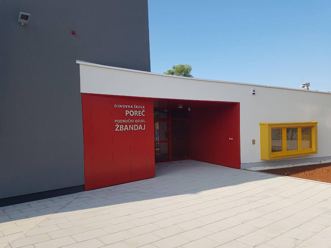 Moderna škola 4. rujna otvara svoja vrata za stotinjak učenika iz Žbandaja