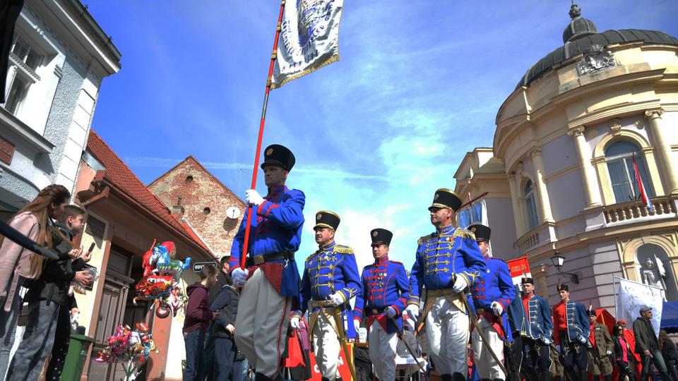 Središnja svečanost postrojavanja održana je na Trgu sv. Terezije