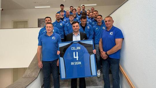 storyeditor/2026-05-24/smz_b_slager_sportasi_celjak_rukometasi.jpg