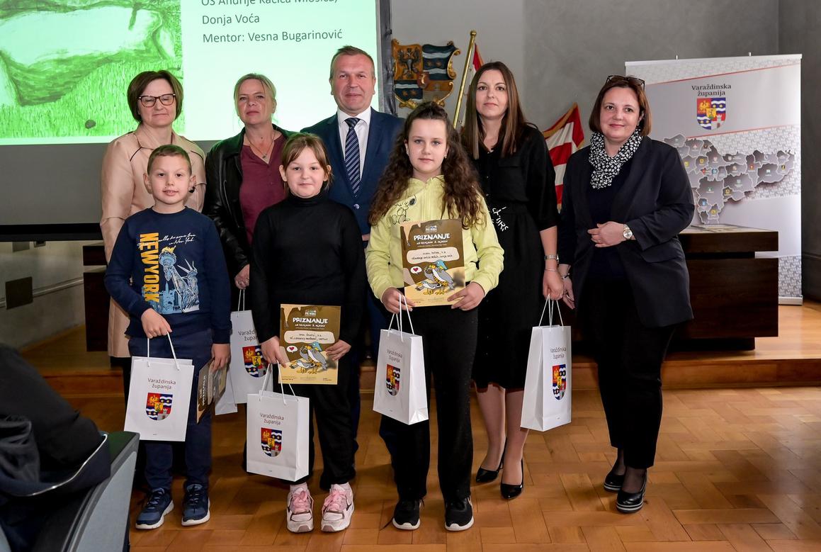 Uz izložbu najboljih dječjih radova obilježen Dan planeta Zemlje