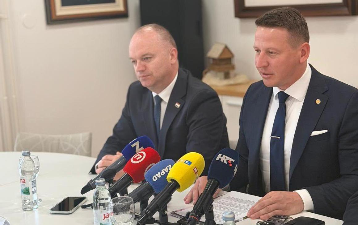 Uveli su "Baka – djed servis", mjesečna naknada 360 eura