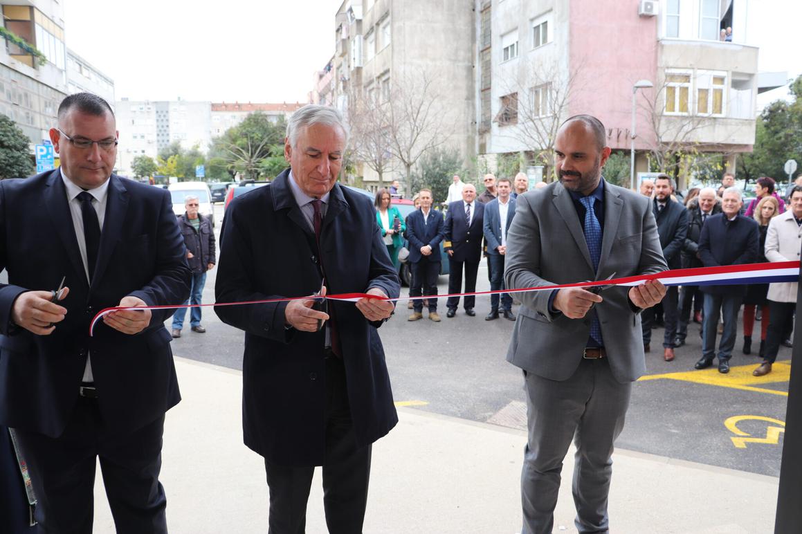 Otvorena je Dnevna bolnica u Metkoviću