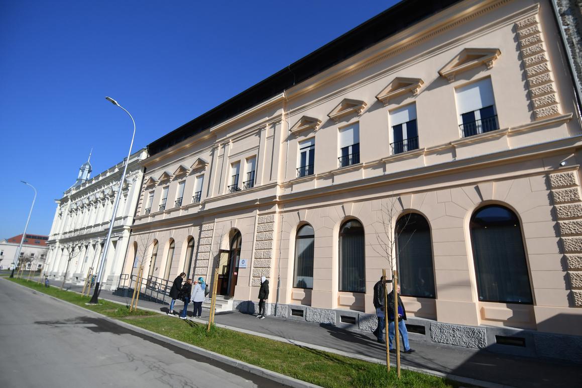 Studenti dobili dom s 54 kreveta,a na ručak sad mogu u restoran X-ica