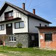 Obitelji se obvezuju da neće odjaviti prebivalište s područja Popovače pet godina od dana stjecanja poticaja