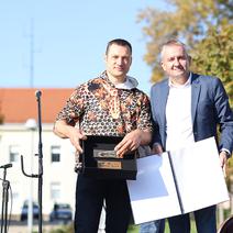 storyeditor/2025-08-08/poziv_za_pcelare.jpg