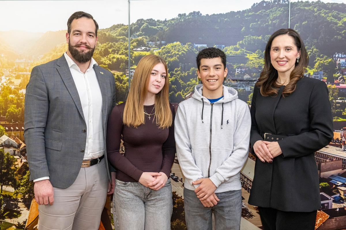 Veselim se vašim idejama, inicijativama i projektima koji će pridonijeti kvaliteti života djece u Samoboru, poručila je gradonačelnica Petra Škrobot