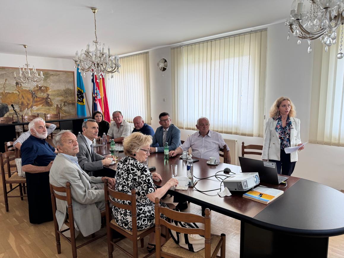 Veleposlanik Italije održao predavanje i posjetio Petrovu goru