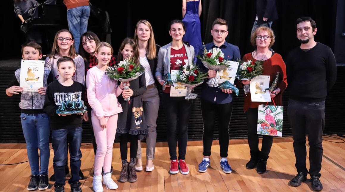 Lutkarska družina Kopriva Pec Pec osvojila nagradu 'Zlatno krdo'