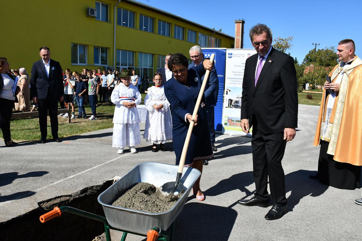 DVORANA će biti sagrađena prema standardima gotovo nulte potrošnje energije, a na krovu će biti fotonaponska elektrana s 84 panela koja će proizvoditi električnu energiju potrebnu za objekt