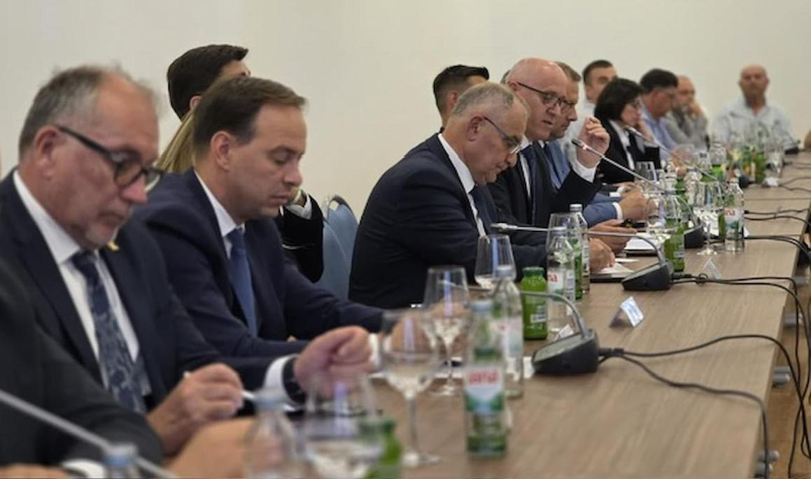 Makarskoj, Solinu, Tučepima i Gradcu bespovratna sredstva za zelene projekte