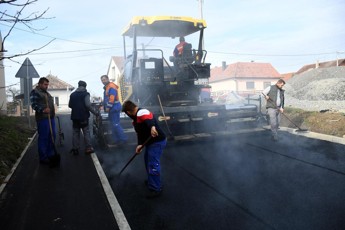 Do kraja godine bit će  asfaltirane barem dvije ulice