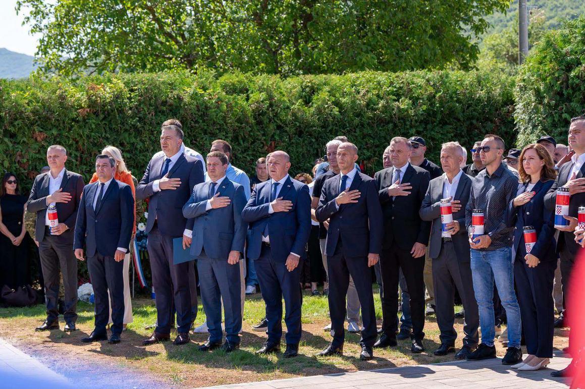 U Zalužnici obnovljen spomenik u čast 19 poginulih branitelja