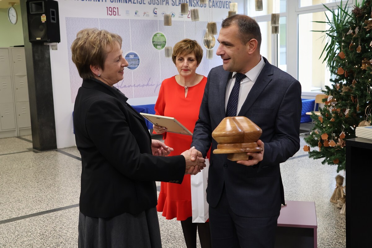 SVEČANOST je zahvala svim volonterkama i volonterima koji pozicioniraju Međimursku županiju kao regiju humanosti i solidarnosti, istaknuo je župan Matija Posavec