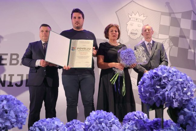 Svečana dodjela priznanja – Povelje Zagrebačke županije – posmrtno je uručena Vilimu Šeperiću iz Jastrebarskog